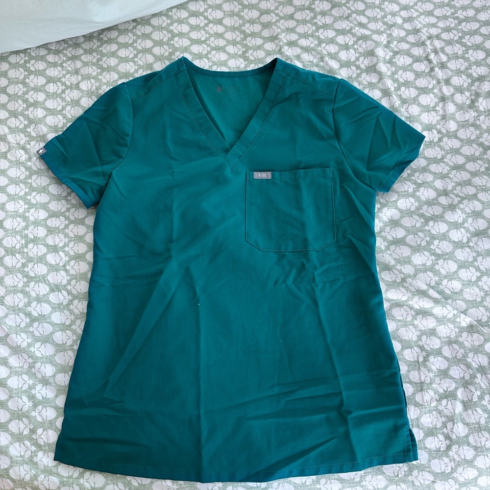 FIGS emerald green scrub set